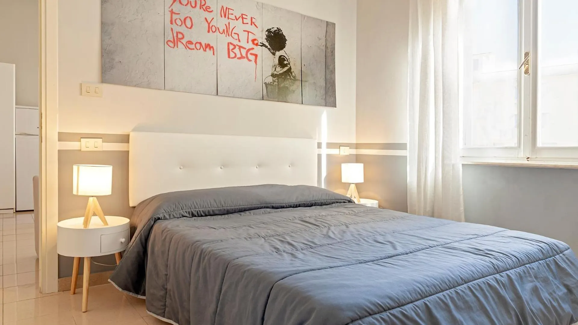 The Port Residence Livorno Italien